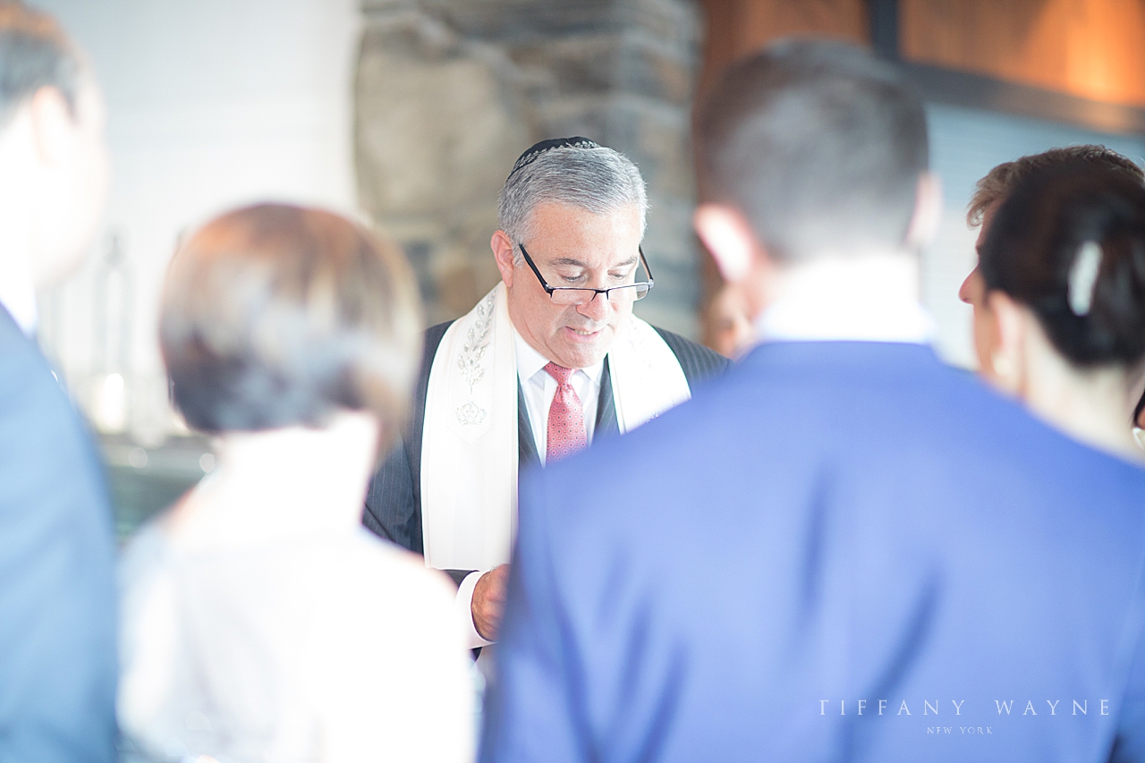 Rabbi during wedding ceremony photographed by wedding photographer Tiffany Wayne