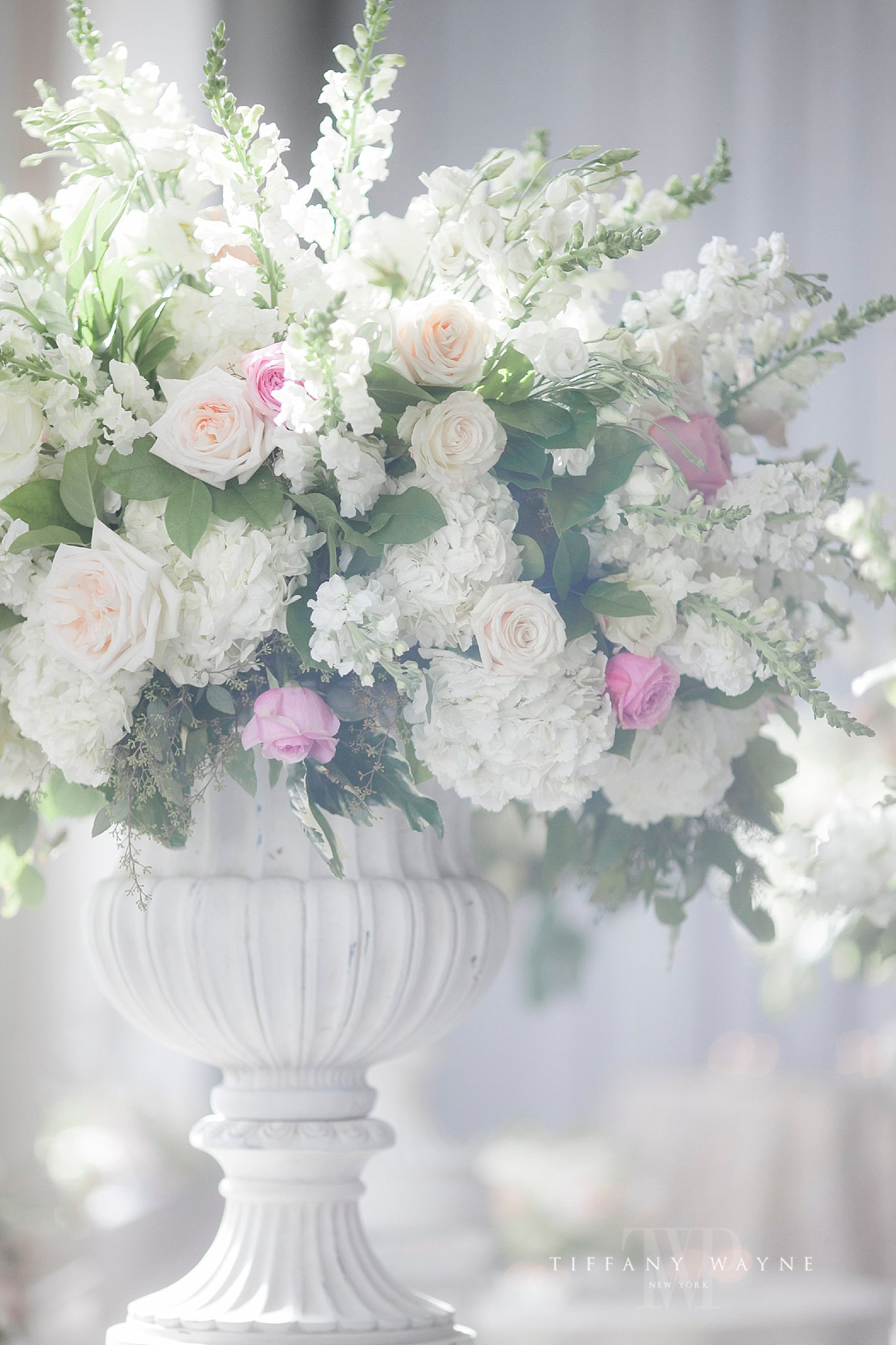 Ivory and blush floral arrangements for NY wedding day with Tiffany Wayne Photography