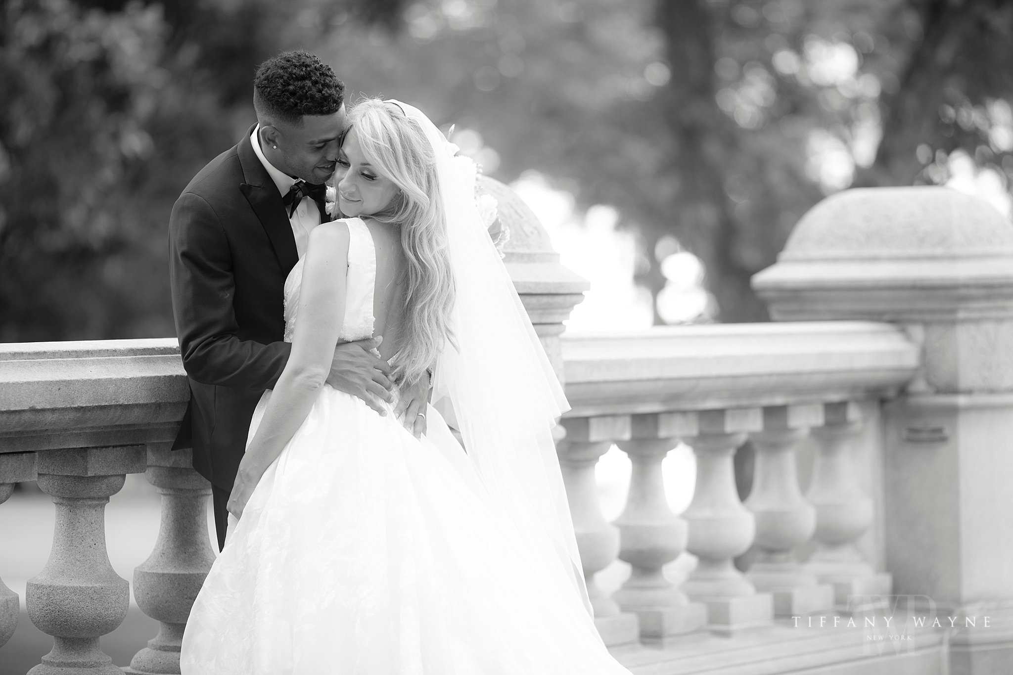 romantic black and white wedding day portraits with Tiffany Wayne Photography