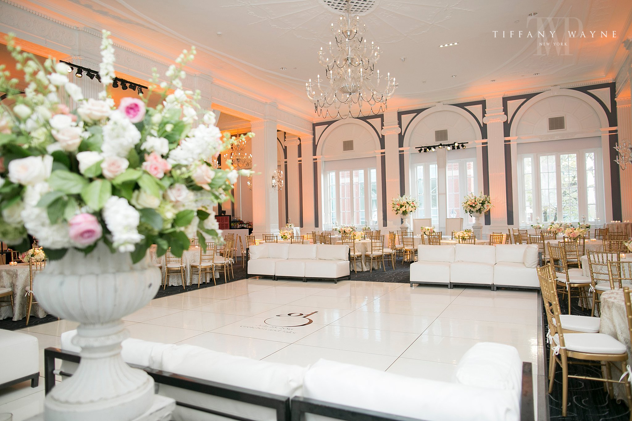 upscale wedding reception designed by Bisou Wedding & Events photographed by Tiffany Wayne Photography