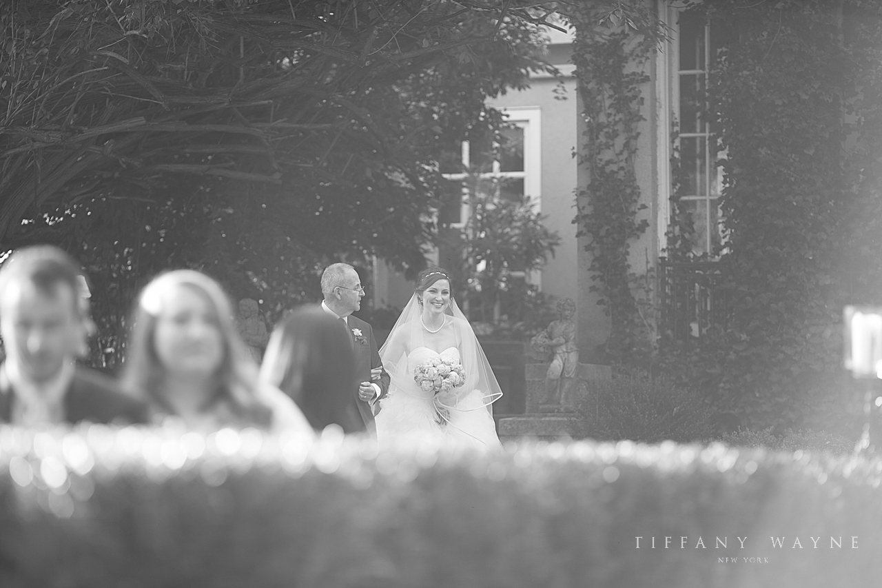 romantic garden wedding photographed by wedding photographer Tiffany Wayne Photography