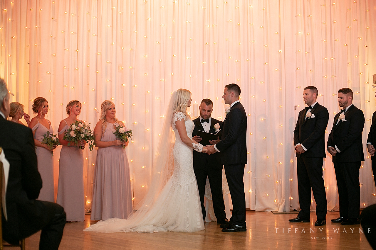 wedding photographer Tiffany Wayne Photography captures emotional ceremony
