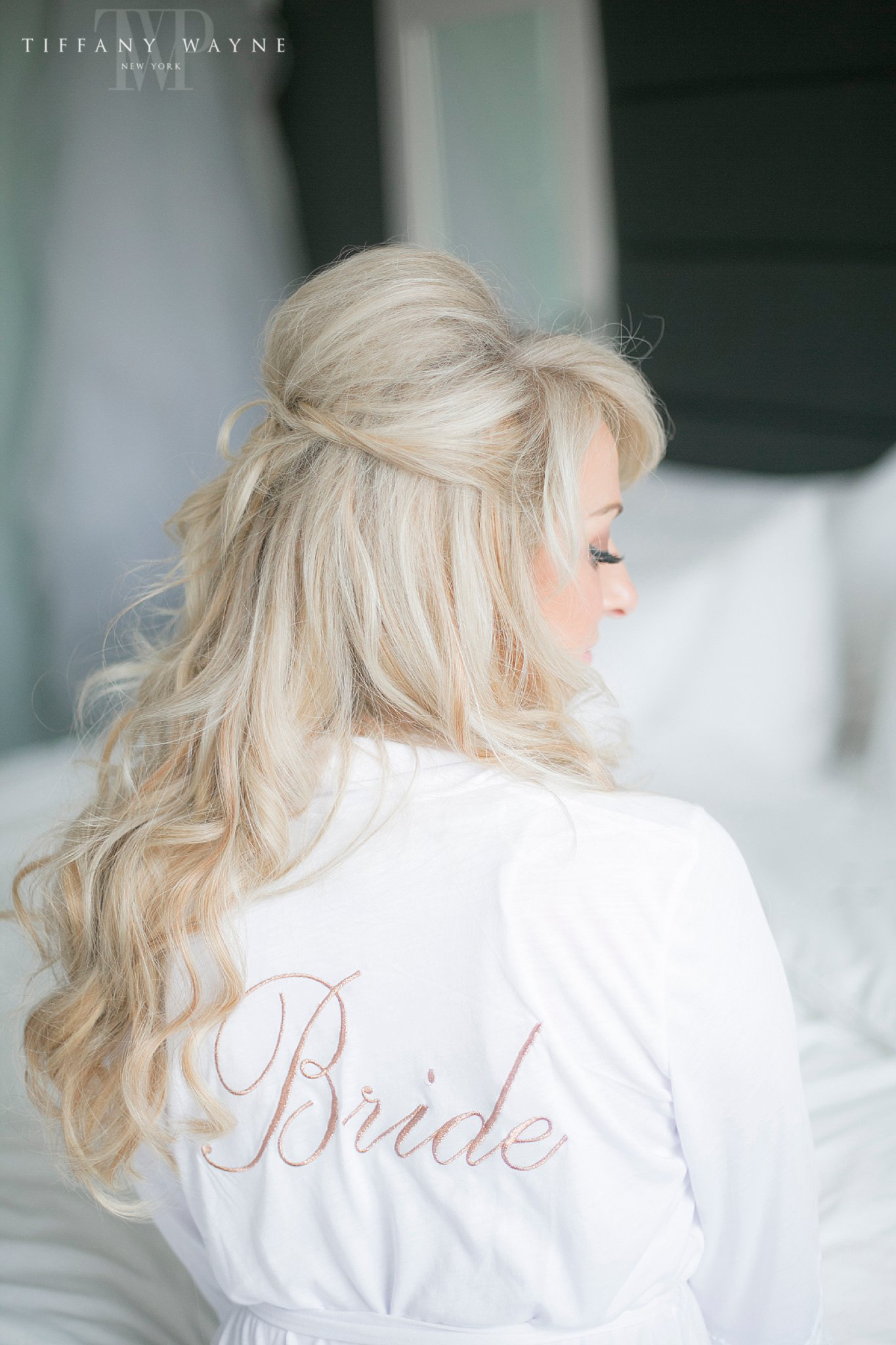 bride's hair photographed by Tiffany Wayne Photography